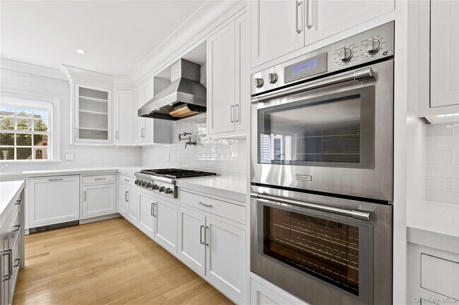 Building Photo - 25 Hunt Pl