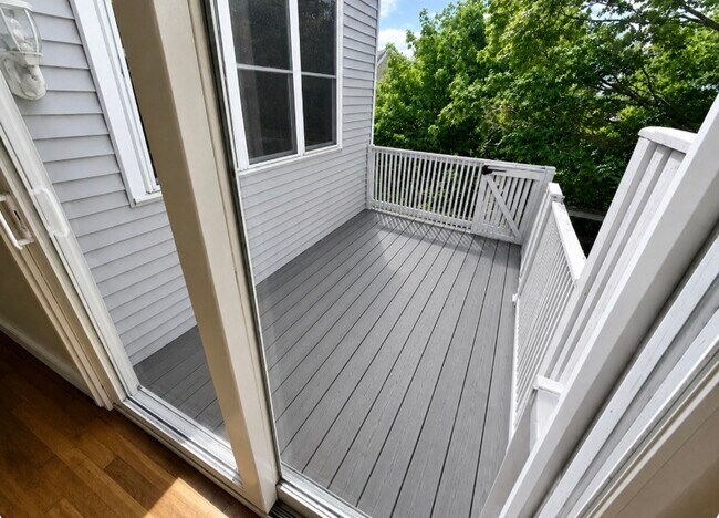 Building Photo - 42 Grampian Way