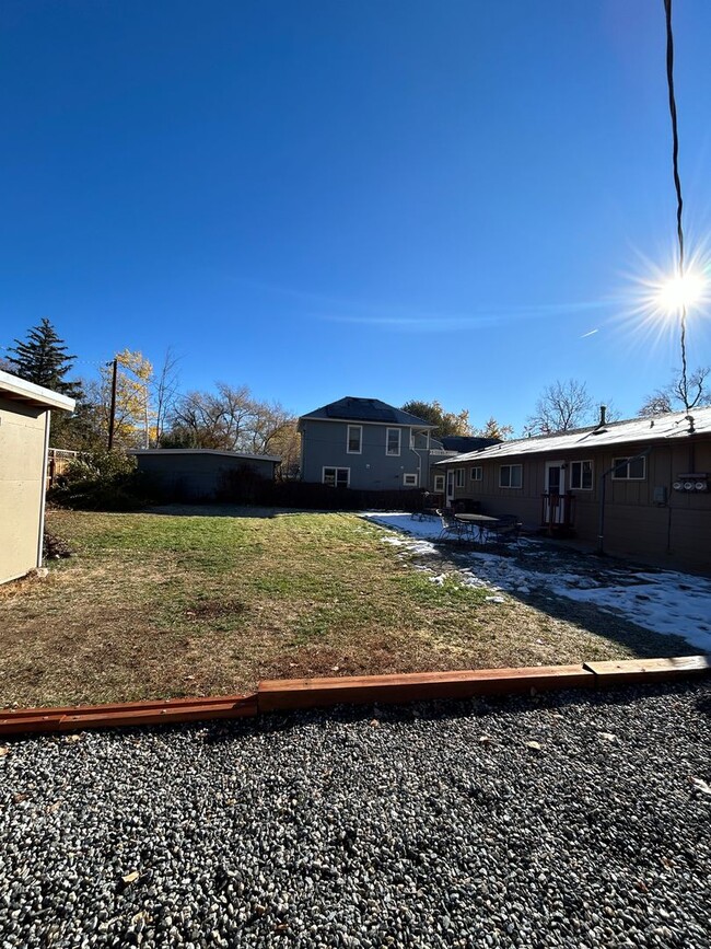 Building Photo - Pet-friendly 2-Bedroom in North Boulder