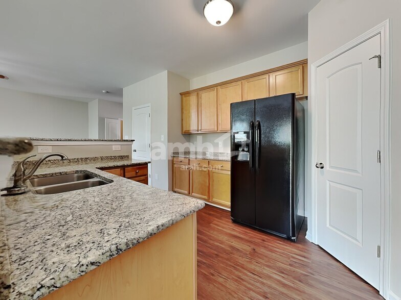 Building Photo - 116 Habersham Ct