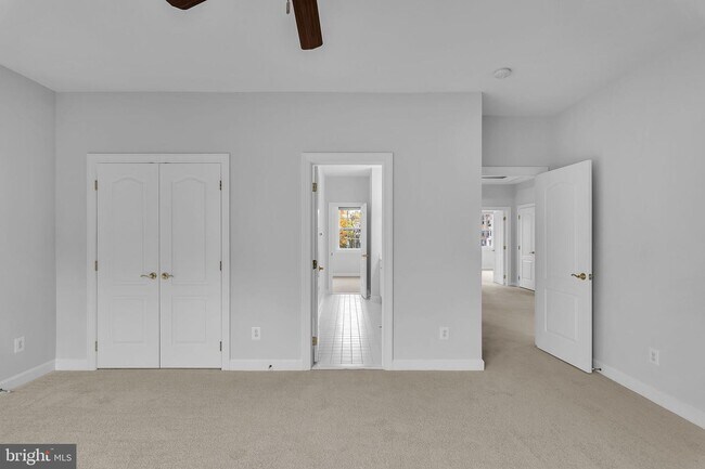 Building Photo - 22855 Oakgrove Rd