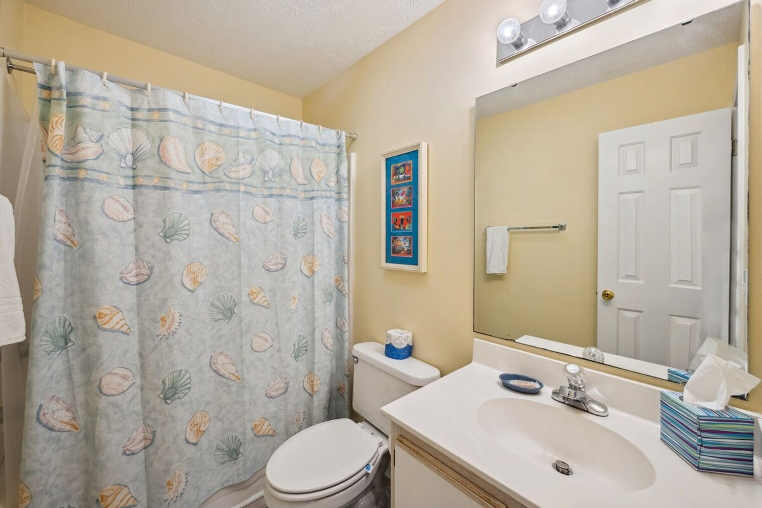 Building Photo - 80 Pinehurst Ln