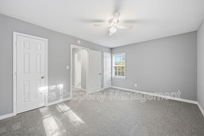 Building Photo - 322 N Key St