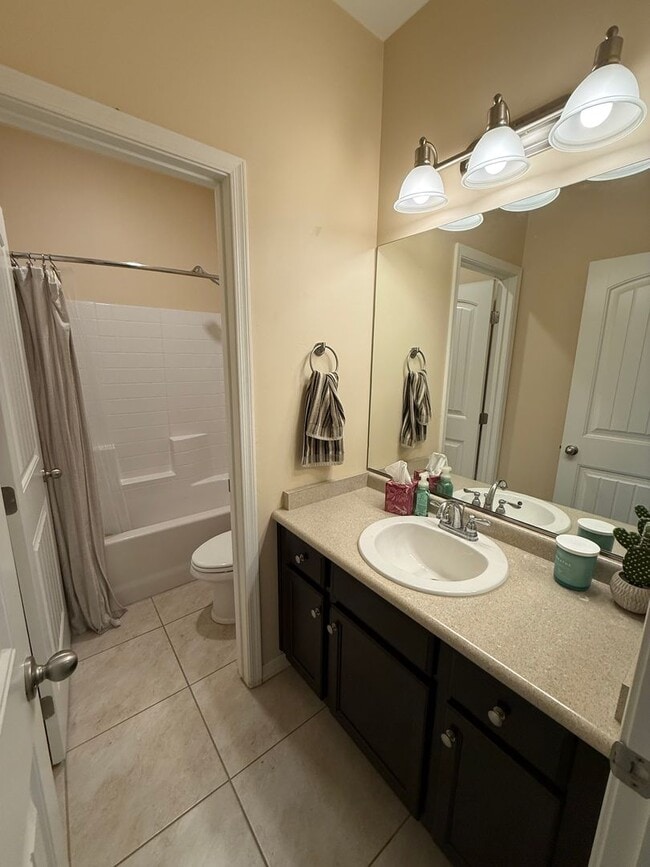 Building Photo - Fully Furnished POOL Home in Araby Crossing- ALL UTILITIES INCLUDED