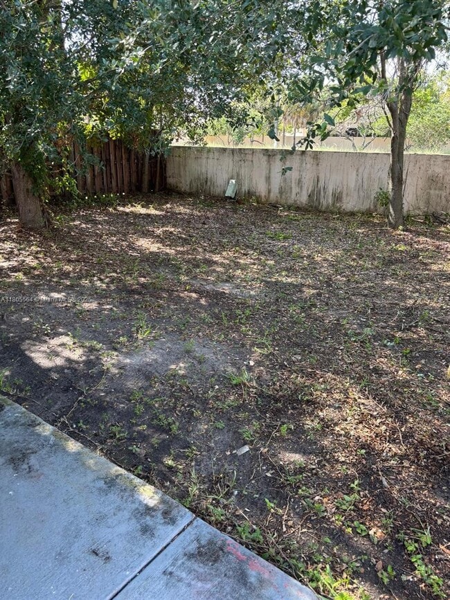 Building Photo - 9761 W Heather Ln