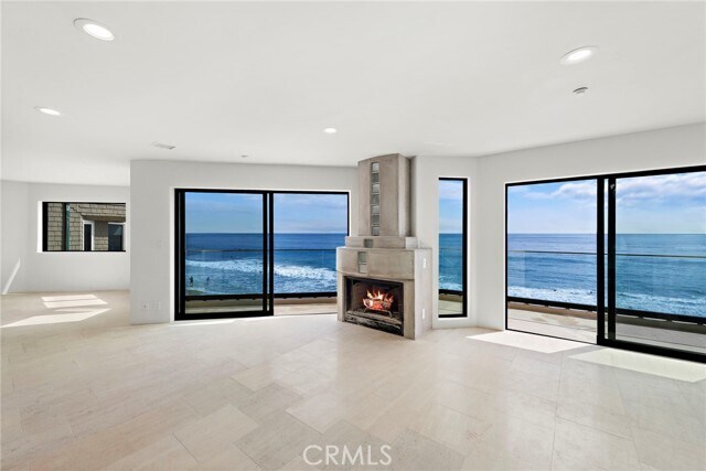 Building Photo - 715 Ocean Front