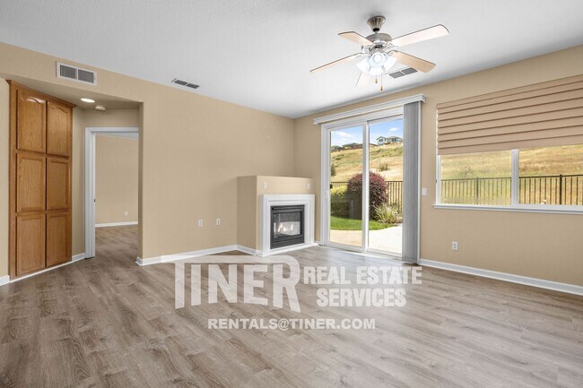 Building Photo - Introducing a charming new home in Folsom