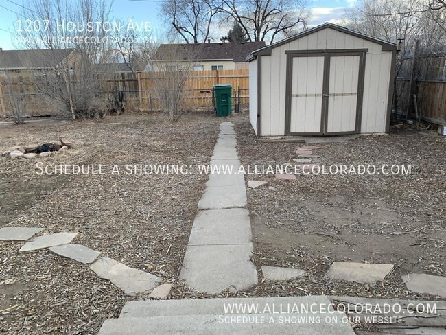 Building Photo - 1207 Houston Ave