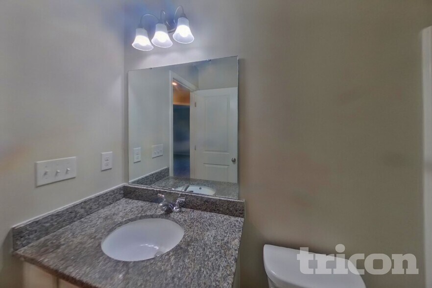 Building Photo - 691 Millsgate Cir