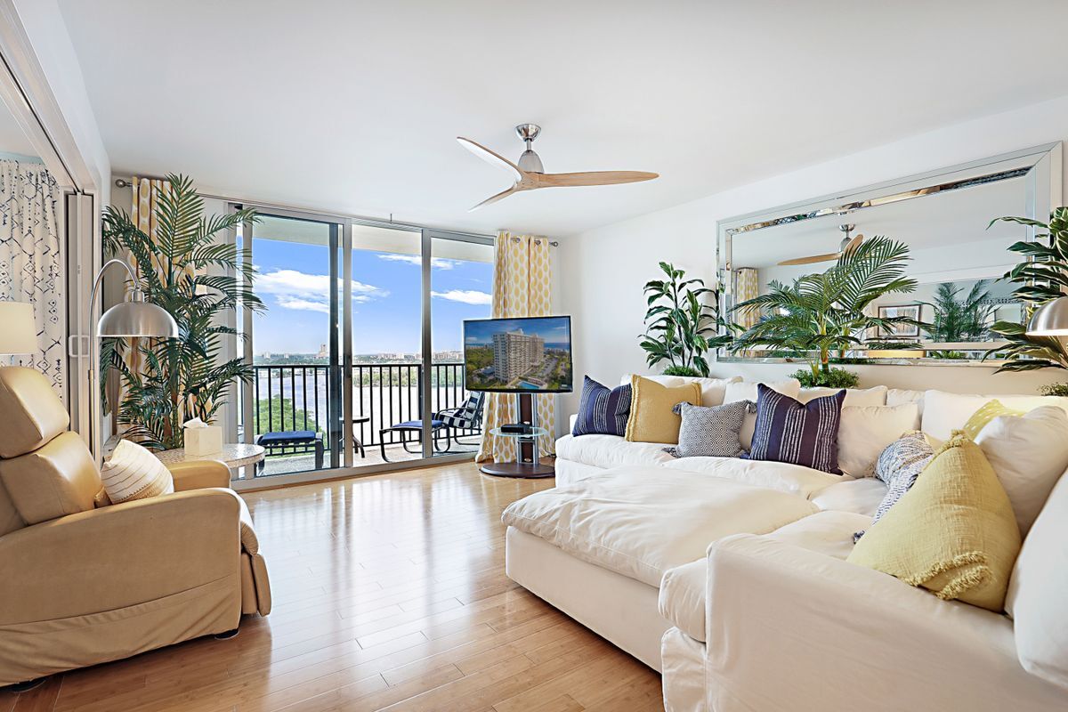 Building Photo - 2121 N Ocean Blvd