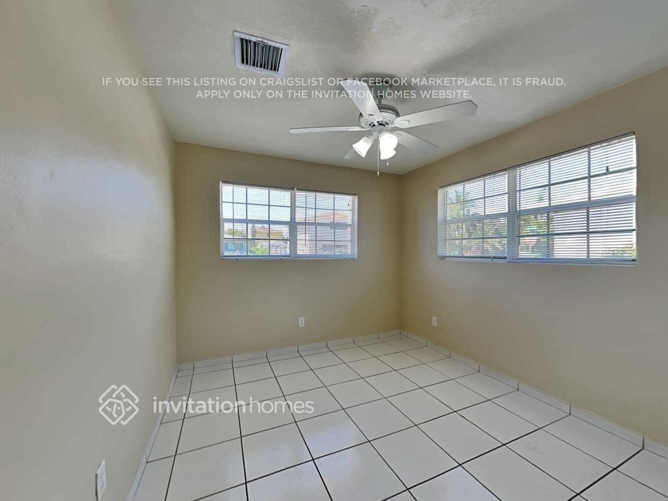 Building Photo - 17022 NE 5th Ave