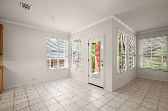 Building Photo - 5219 Moon Shadow Dr