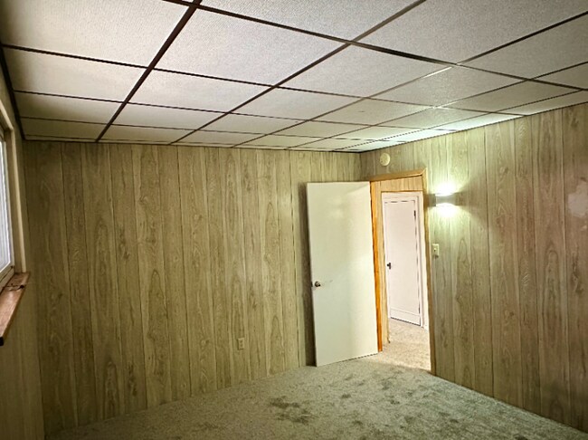 Building Photo - 146 S Nicholas St