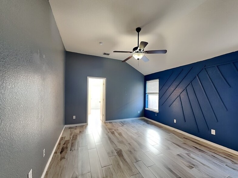 Building Photo - 4313 Red Clover Ln