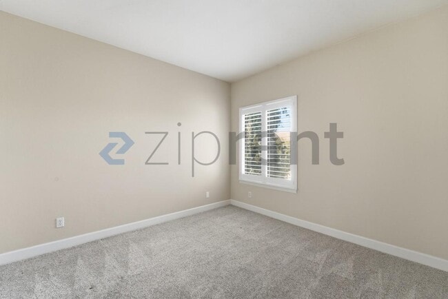 Building Photo - 9600 N 96th St