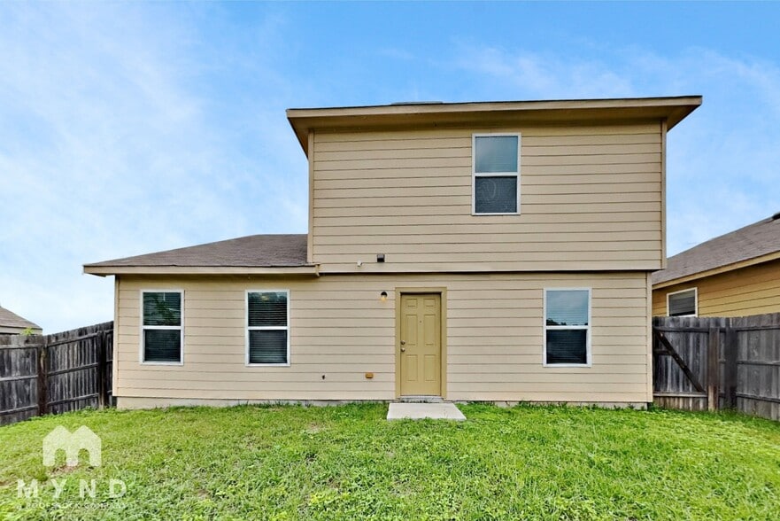 Building Photo - 9539 Apple Ridge Ln