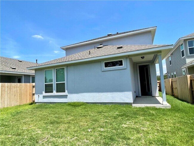 Building Photo - 148 Riverhill Dr