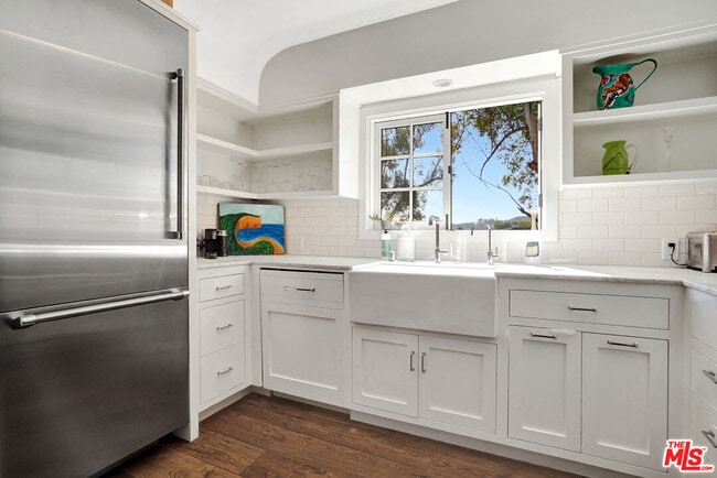 Building Photo - 3531 Wonder View Dr