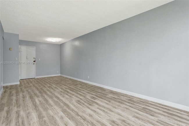 Building Photo - 2000 Atlantic Shores Blvd