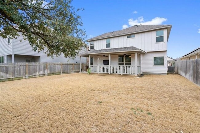Building Photo - 105 Pine Island Ln
