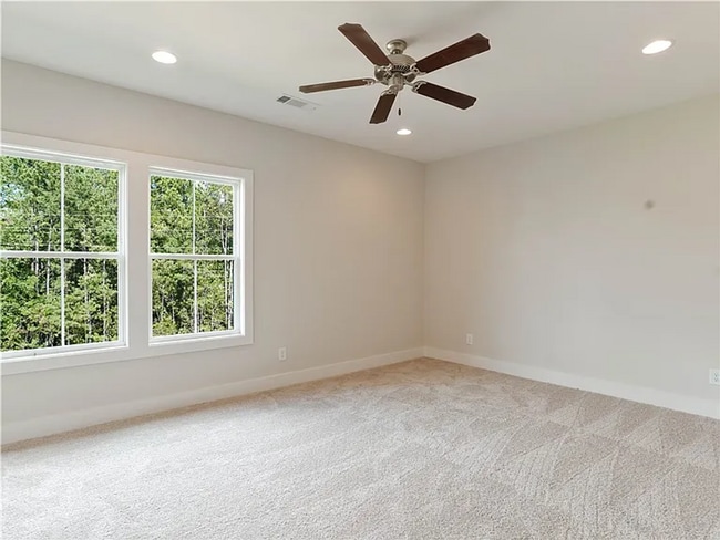 Building Photo - Owen's Crossing Townhome