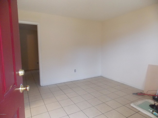 Building Photo - 1122 Woodruff Ave