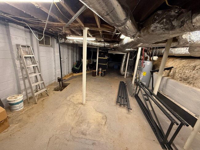Shared crawlspace for storage - 430 Wimbledon Road Northeast