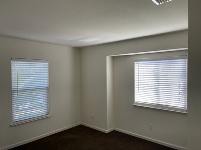 Building Photo - Gated community