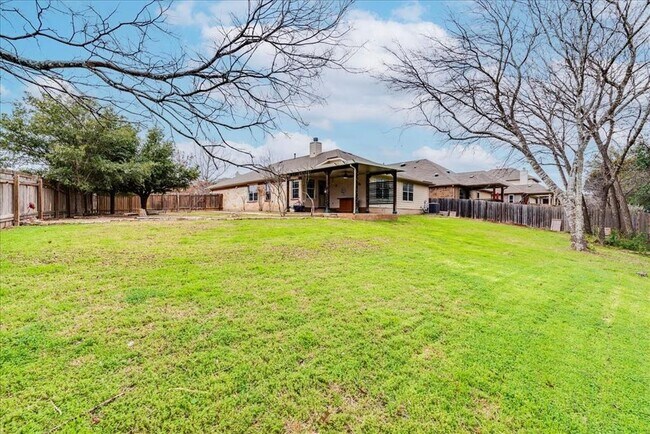 Building Photo - 7805 Huddleston Ln