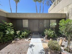 Building Photo - COMING SOON!!  BEAUTIFUL GROUND FLOOR 2 Bed 2 Bath CONDO in PALM SPRINGS