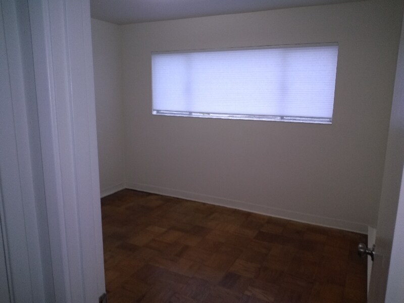 Building Photo - 1747 S Hanford St