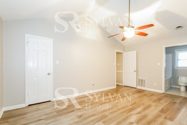 Building Photo - Coming HOME never felt so good!