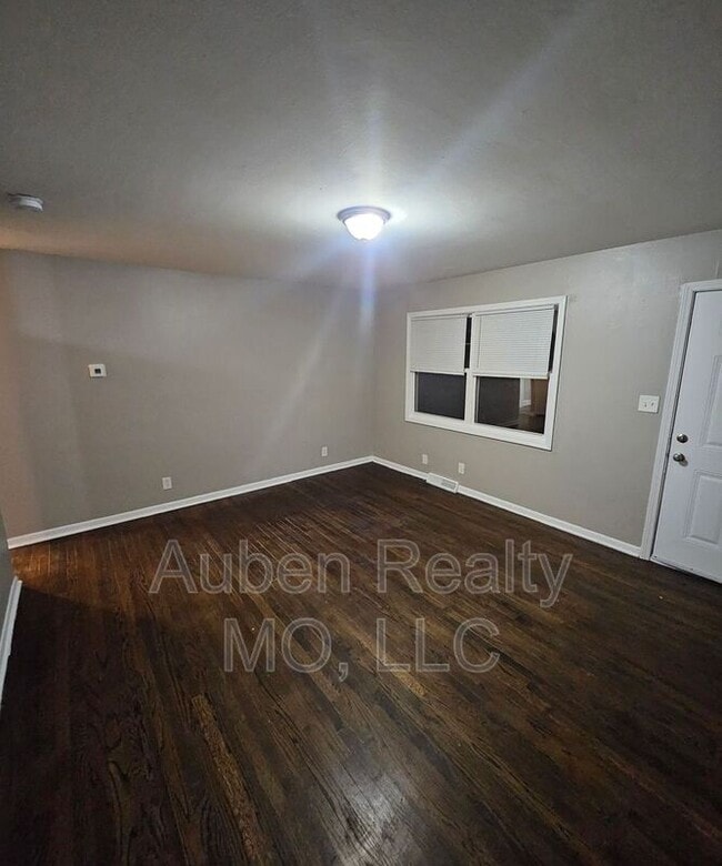 Building Photo - 1727 N 51st Terrace