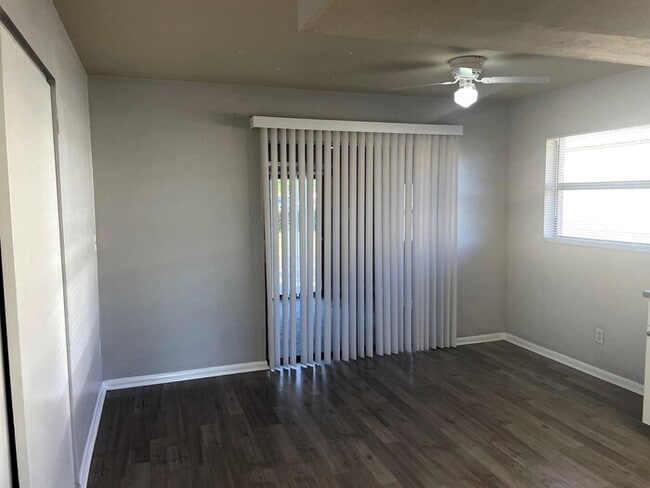 Building Photo - SE Cape Coral Duplex