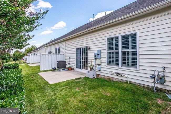 Building Photo - 44386 Adare Manor Square