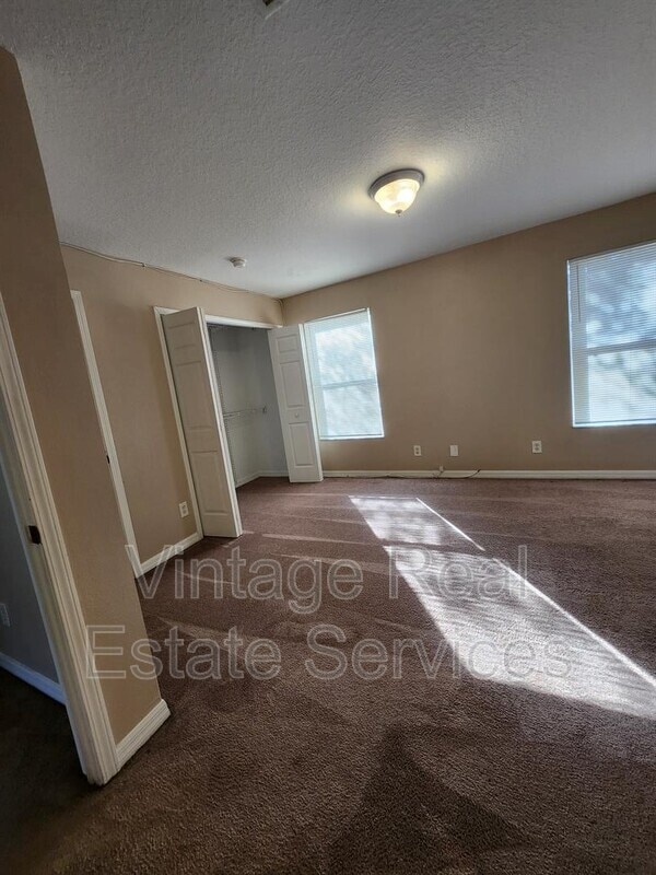 Building Photo - 12015 Peach Grv Ct