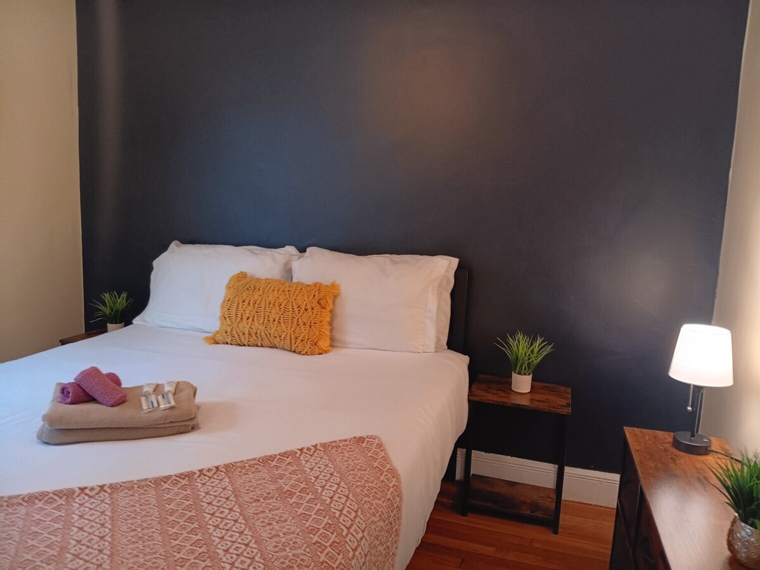 Building Photo - 88 Wesleyan Ave