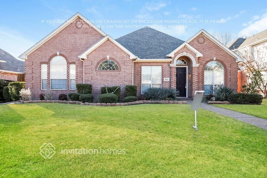 Primary Photo - 3312 Langston Dr