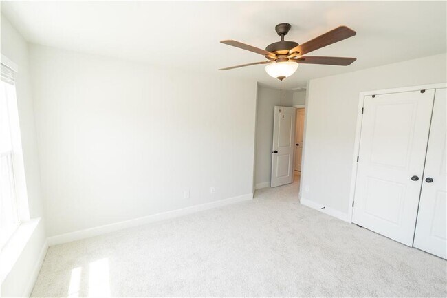 Building Photo - 1376 Maston Rd