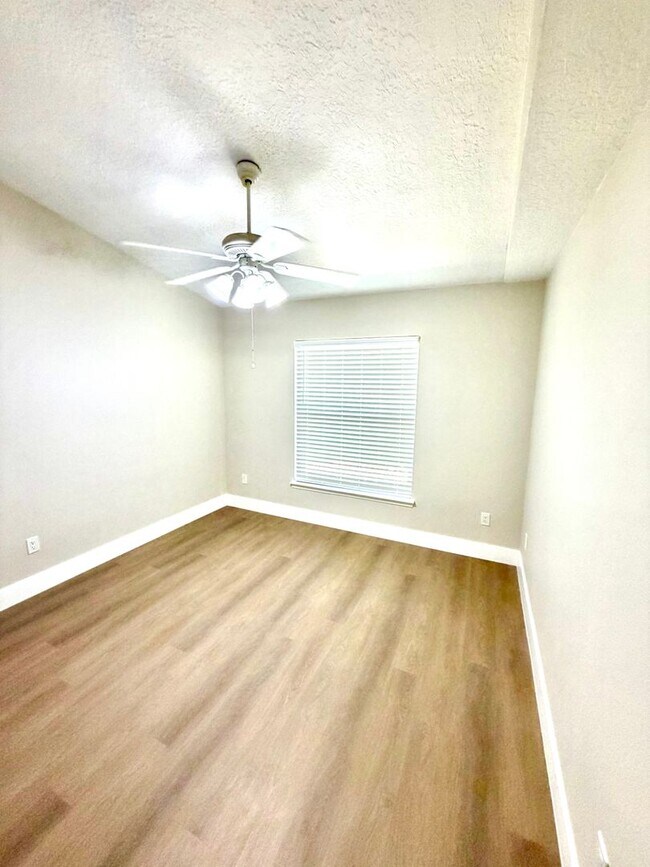 Building Photo - Winter Park 3/2 - GREAT CONDITION