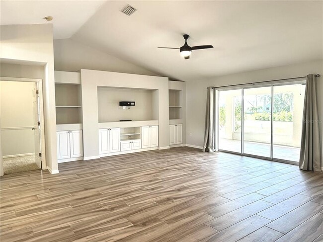 Building Photo - 73 Santarem Cir