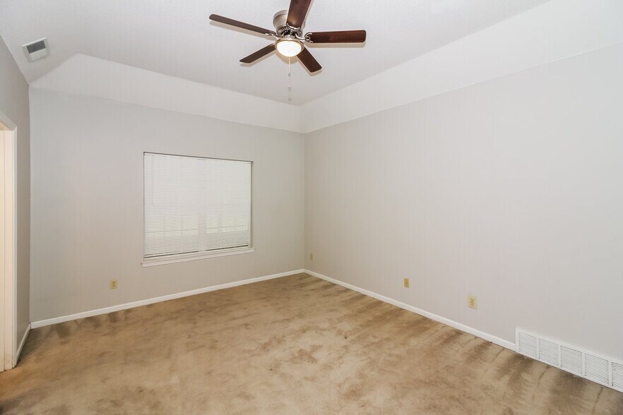 Building Photo - 2382 Bethany Dr