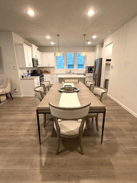 Building Photo - 5313 Waterview Ct