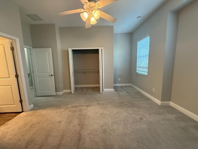 Building Photo - 2820 1st Ave S