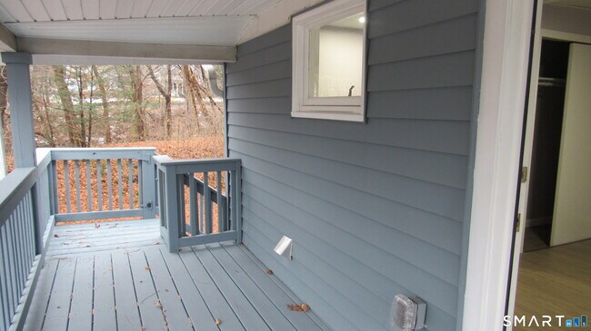 Building Photo - 17 Woodbine St