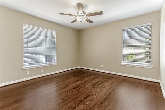 Building Photo - 511 Classen Dr