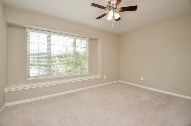 Building Photo - 6418 Burgess Heights Ln