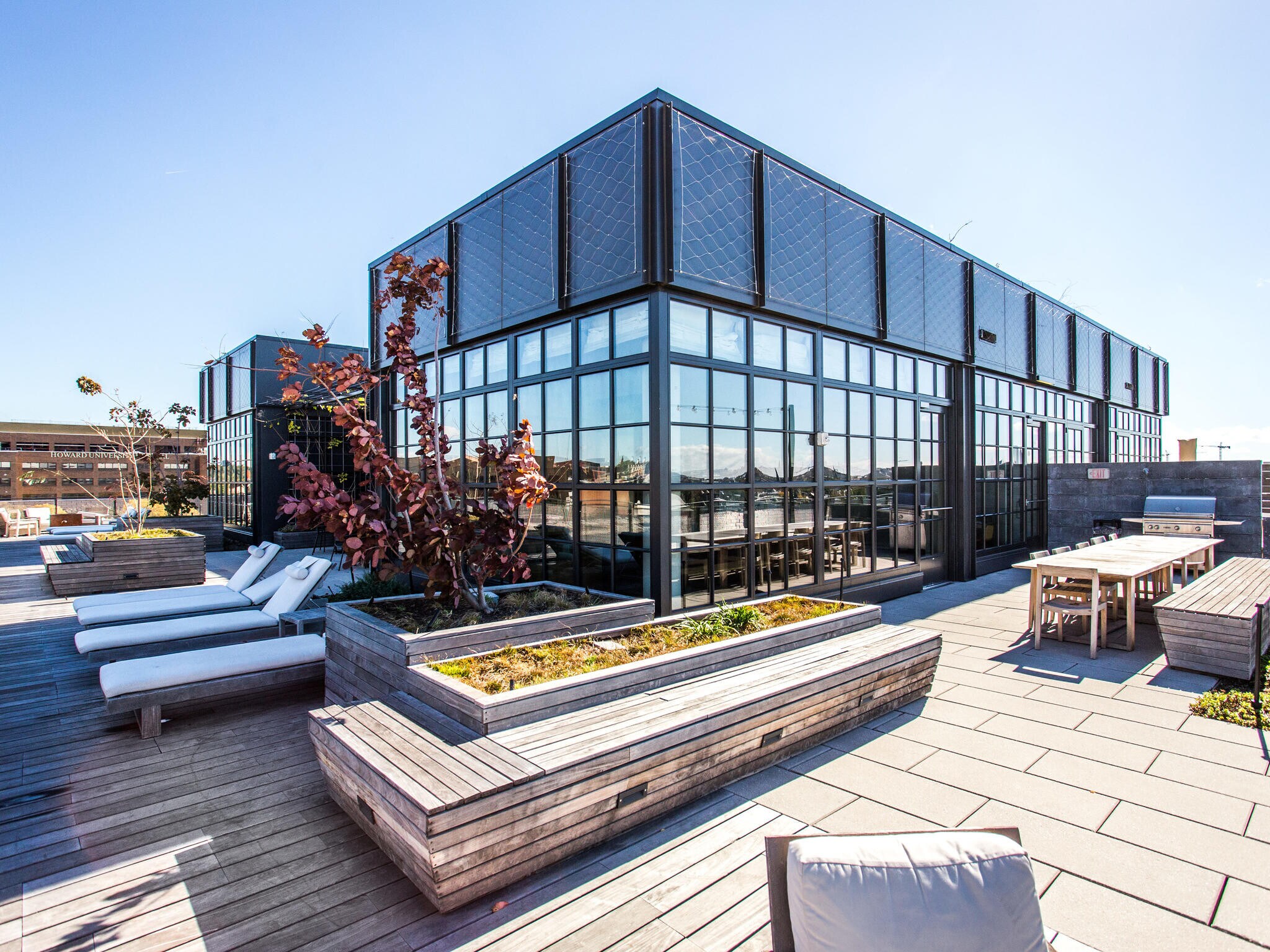 Rooftop Deck - 2030 8th St NW