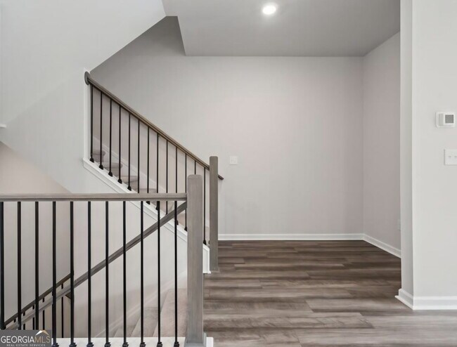 Building Photo - 213 Matson Run SW