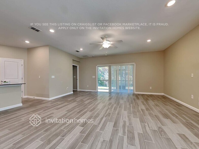 Building Photo - 9902 Lemon Grass Ln